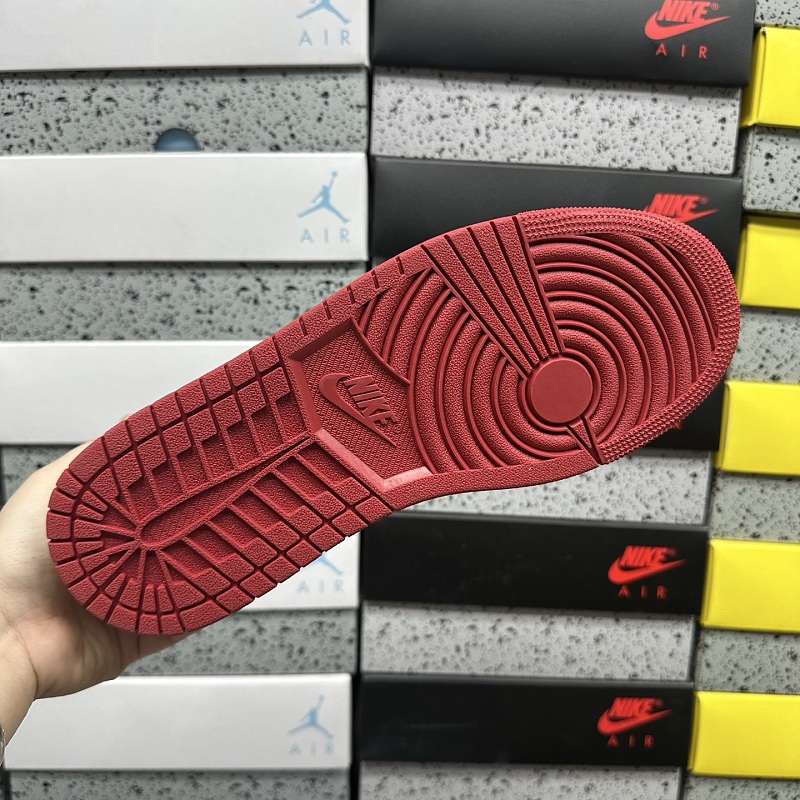 Jordan 1 Sneakers 2