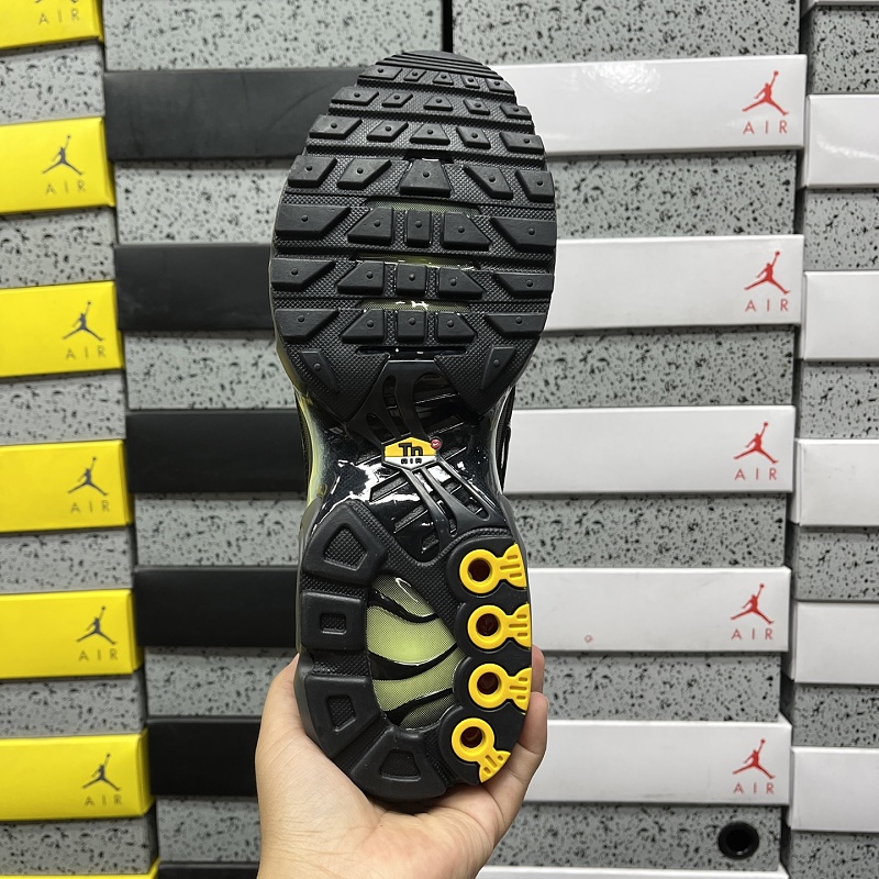 Air Max Plus TN 4