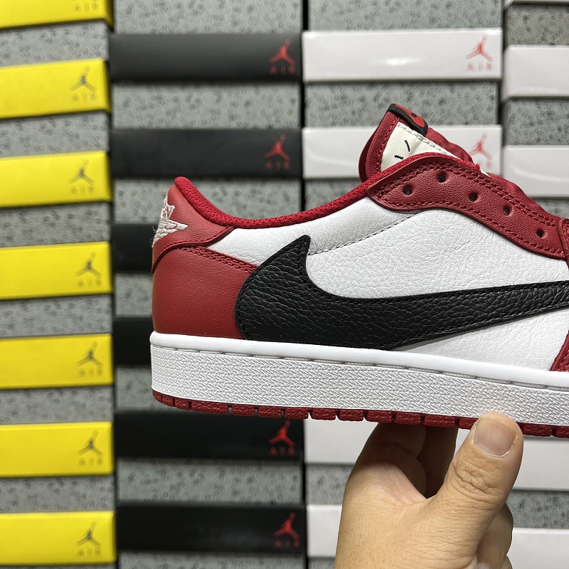 Jordan 1 Sneakers 7