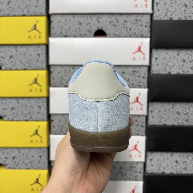 Gazelle Indoor 4