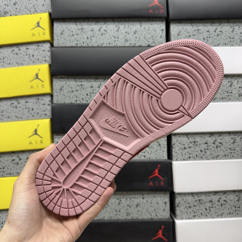 Travis Scott Reverse Swoosh Sneakers 2