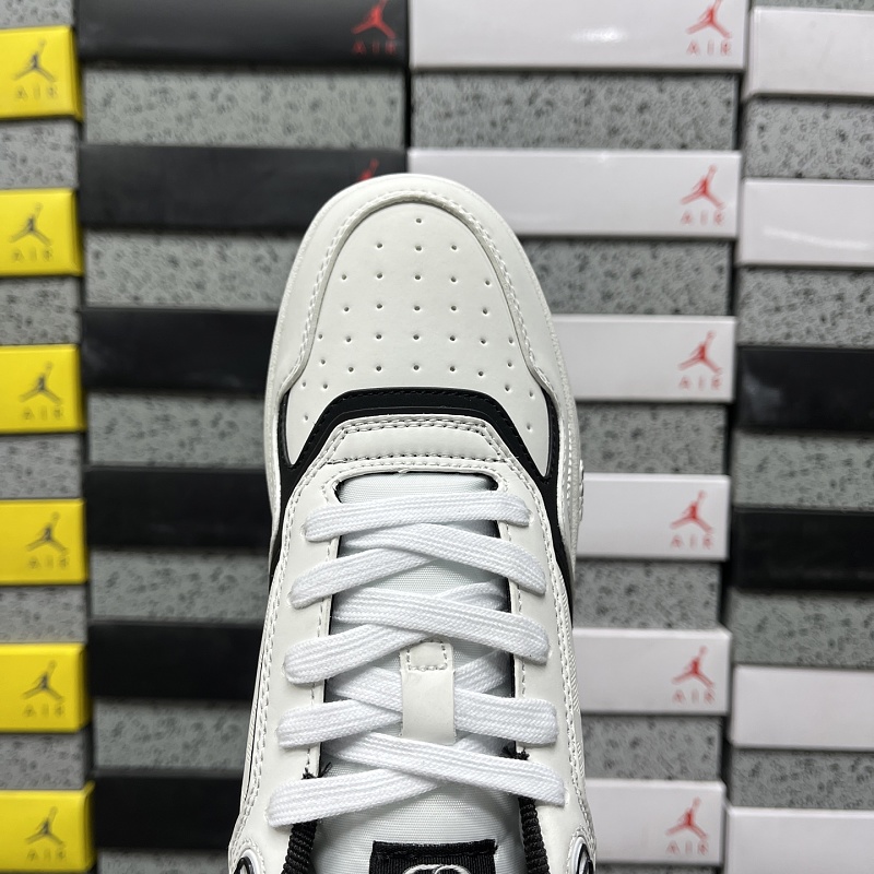 Dior B27 Sneakers · White Black 7