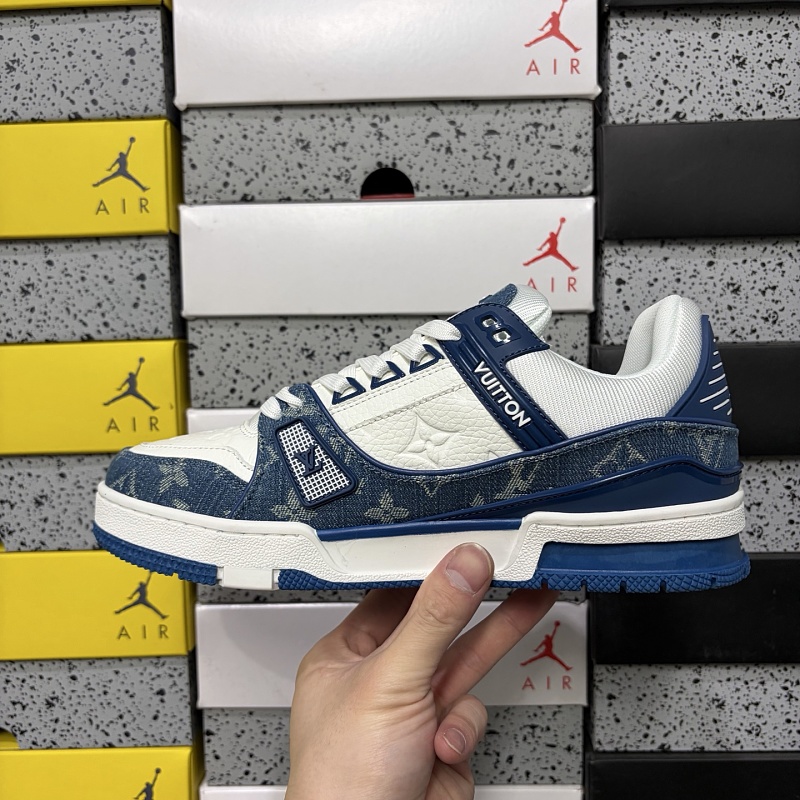 Trainer · 4