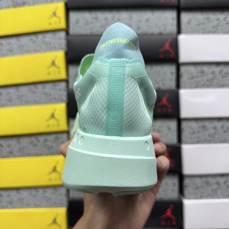 Adizero Adios 4M 2