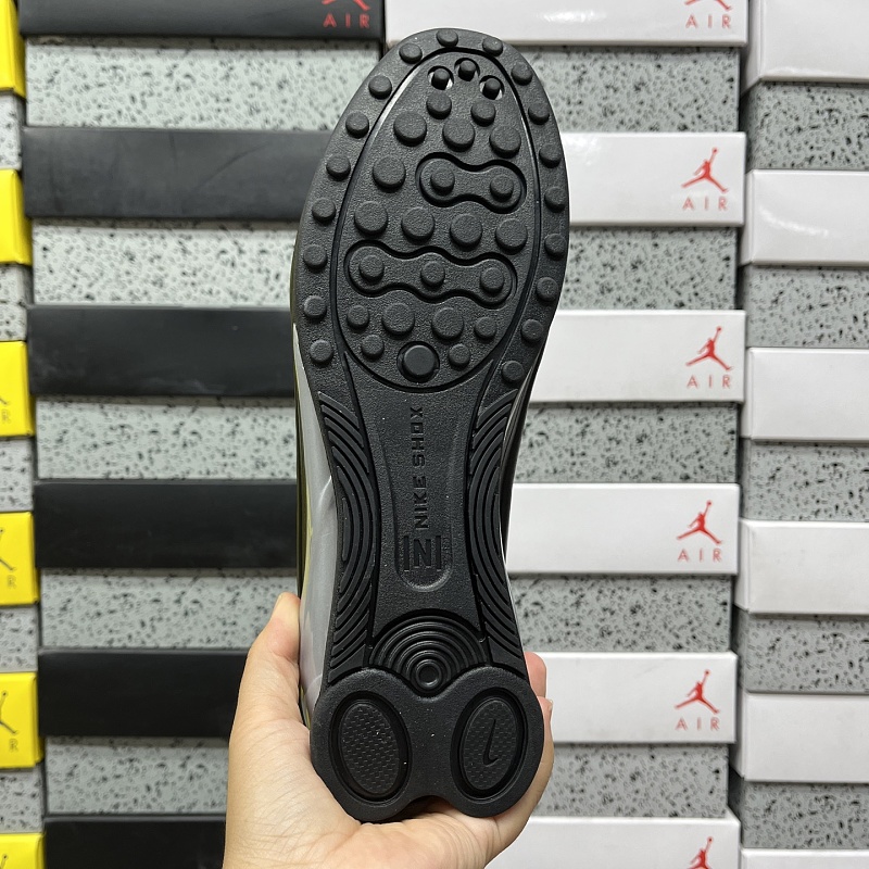 Shox Z · 4