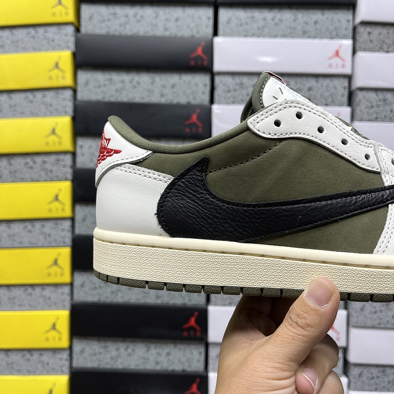 Jordan 1 Sneakers 7