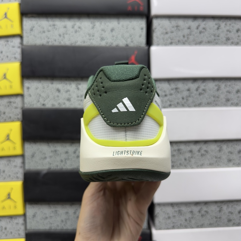 Adizero Ubersonic 5 M 2