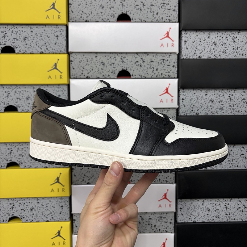 Jordan 1 Sneakers 12
