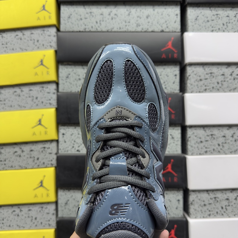 New Balance 983 Sneakers · 5