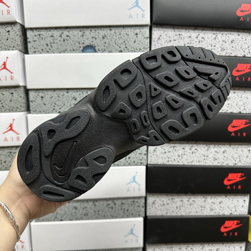 Eg Bach Air Diamond Turf Ii · 2