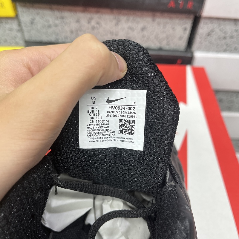 Shox R4 · 2