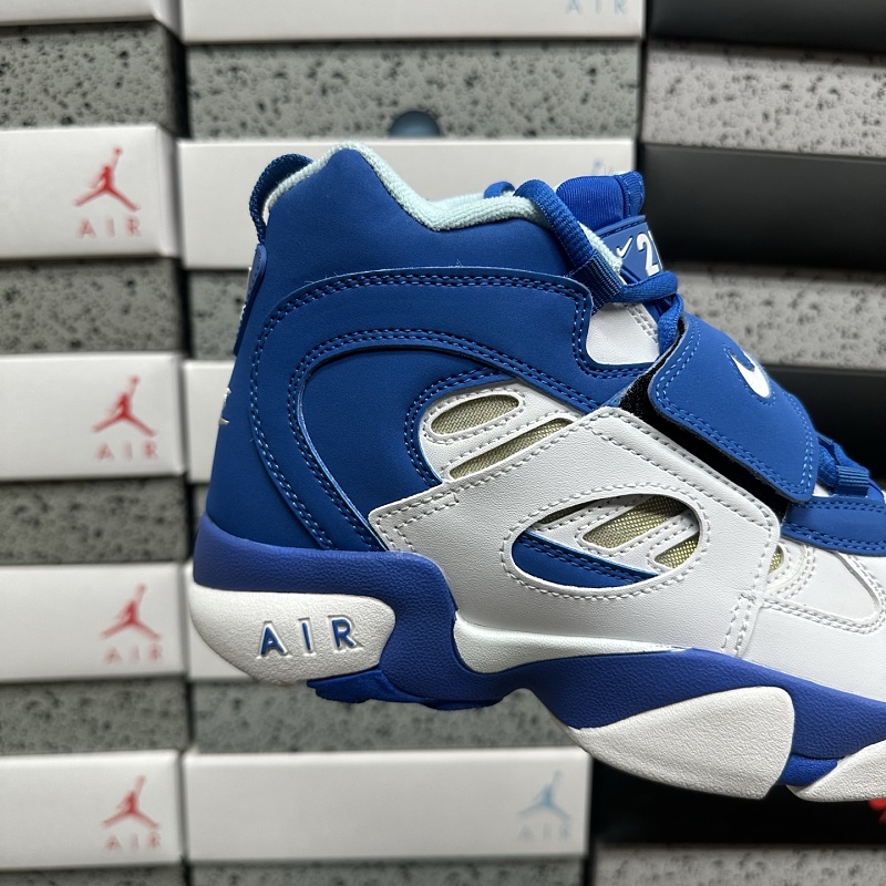 Eg Bach Air Diamond Turf Ii · 5