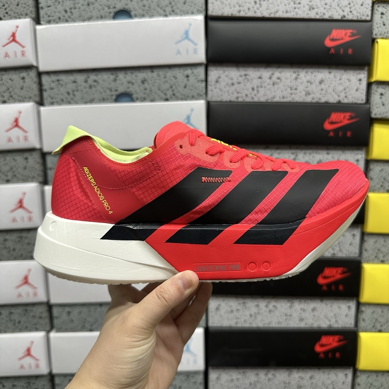 Adizero Adios 4M 9