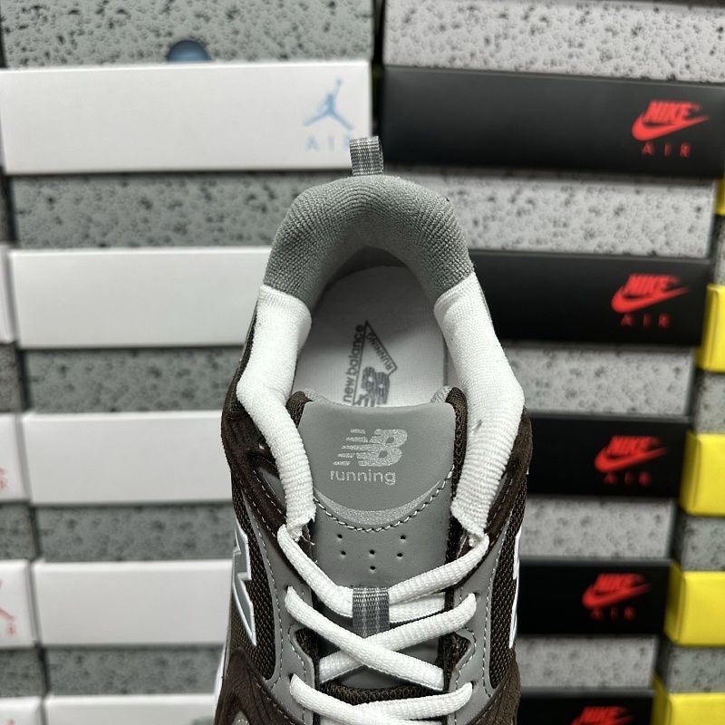 New Balance 530 Sneakers · 4