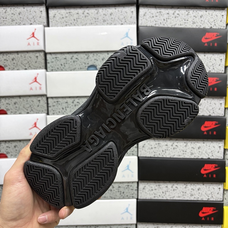 Triple S 2 1011 · 6