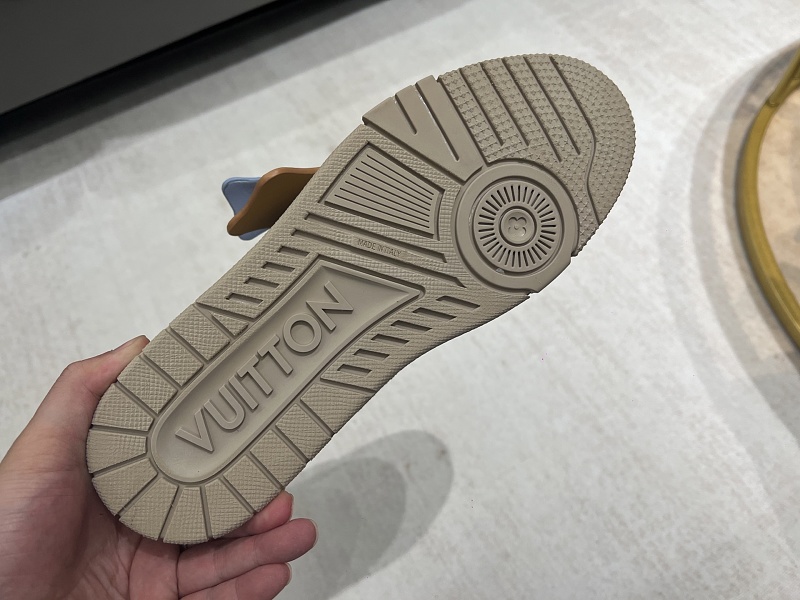1V Trainer 23
