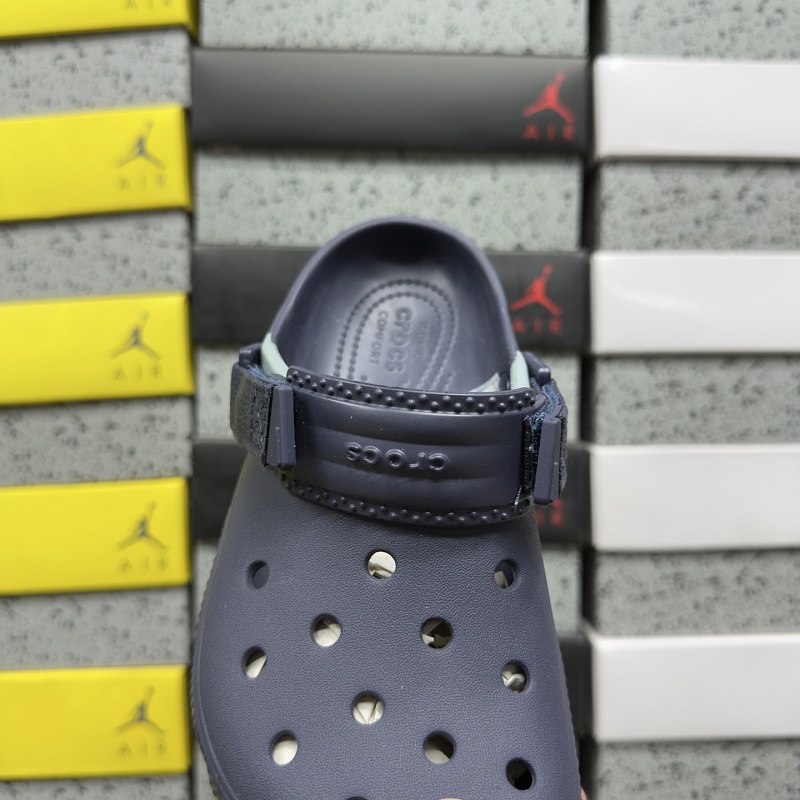 Crocs M4-m11 · 4