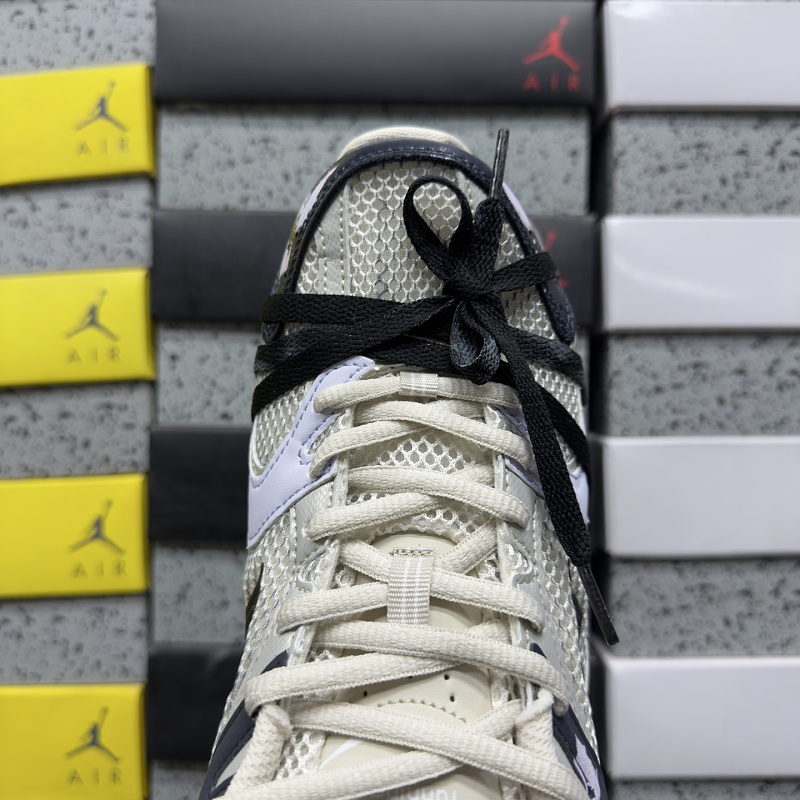 New Balance 530 · Laces 5