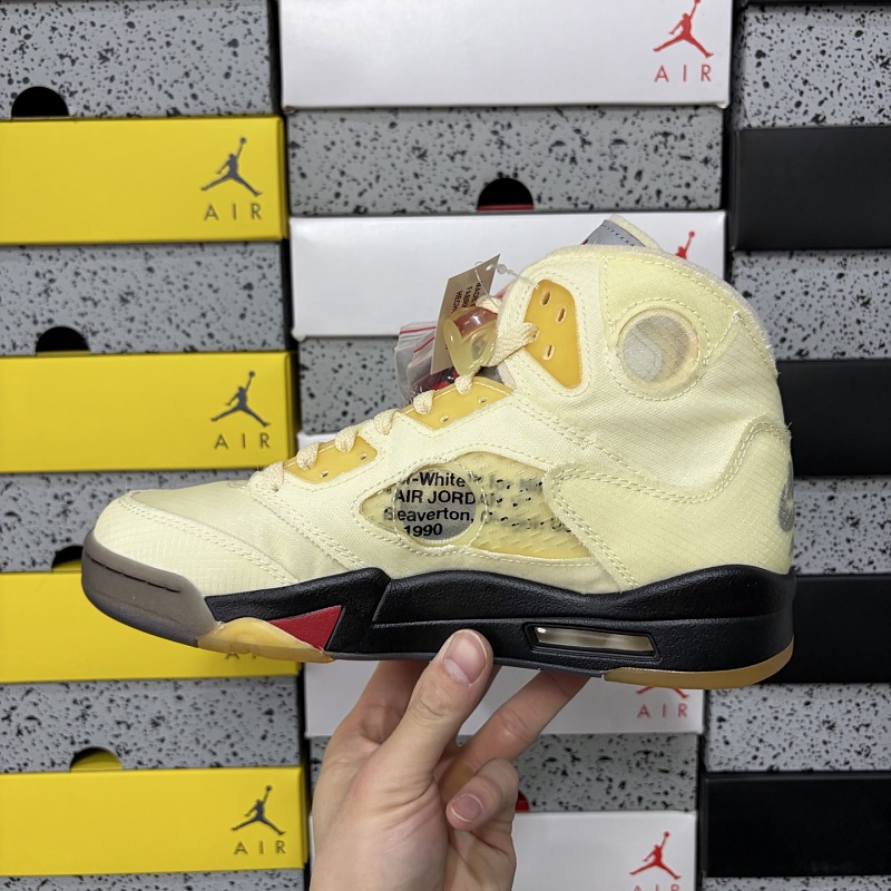 Jordan 5 Sneakers 4