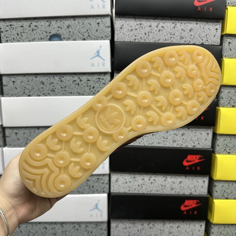 Gazelle Indoor 2