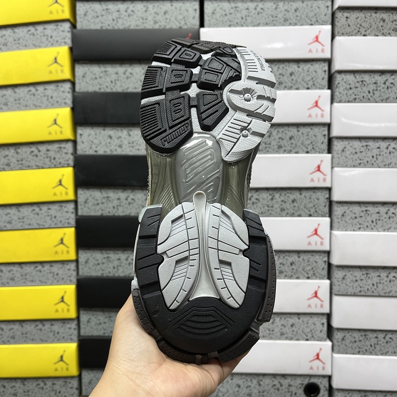 Runner7.5 9012 · 5