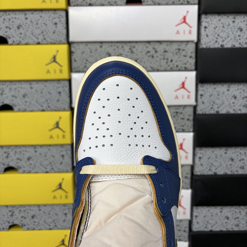 Jordan 1 Sneakers 10