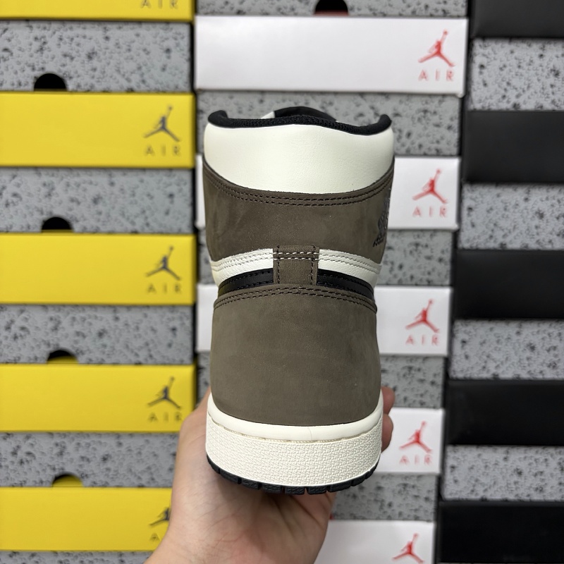 Jordan 1 Sneakers · 6