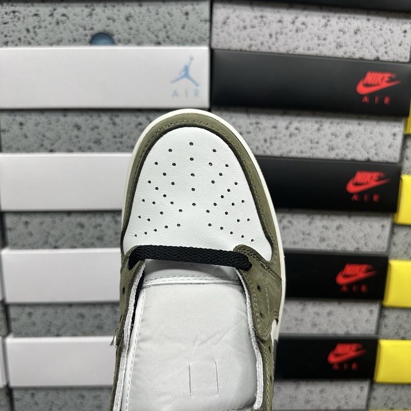 Jordan 1 Sneakers 7