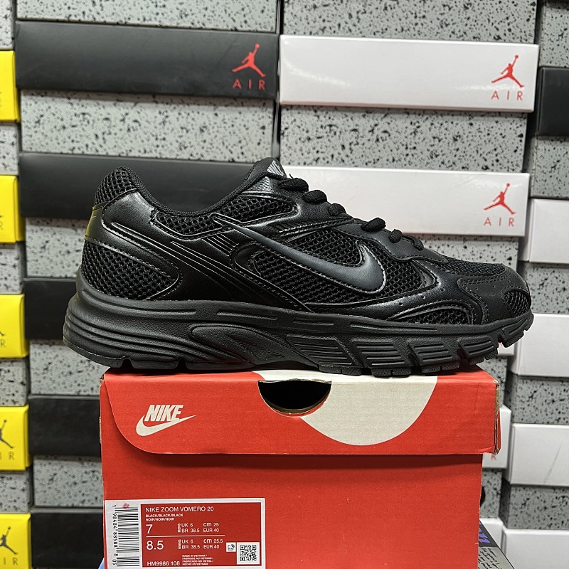 Nike Vomero 9