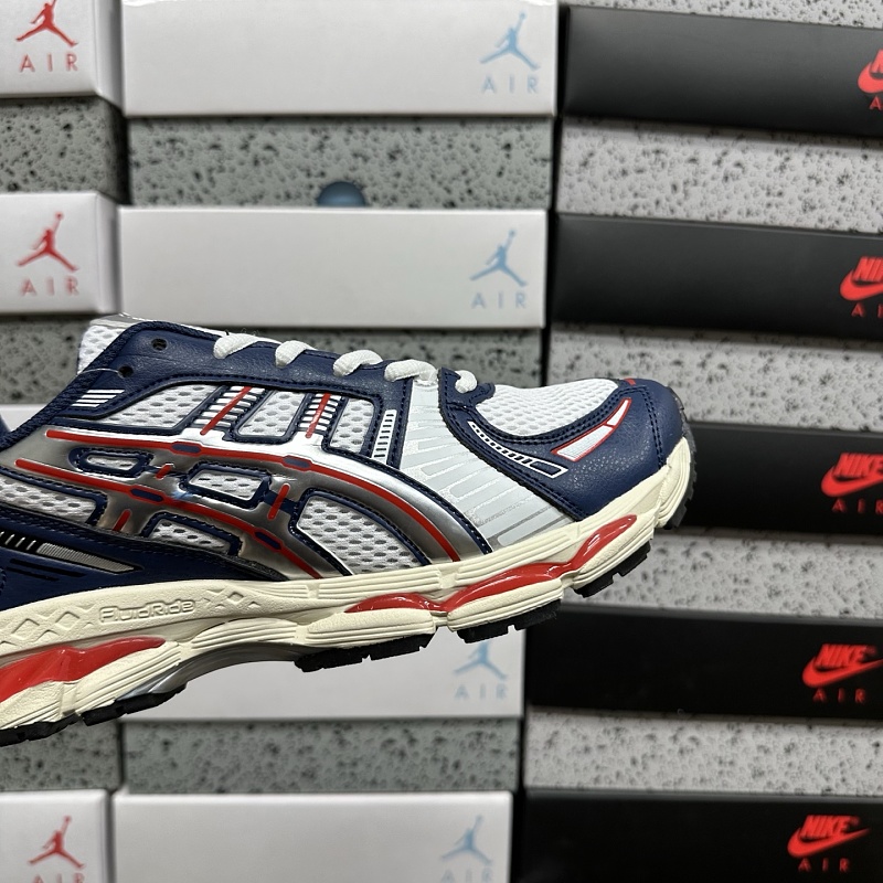 Kayano 12.1 1203A885-100 · 6