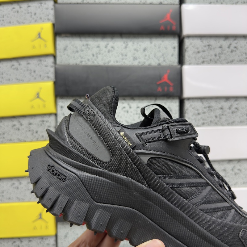 300 Trailgrip Gore-Tex 999 · 6