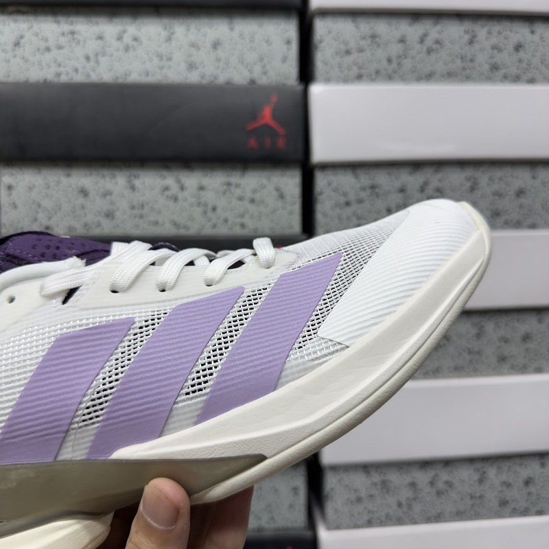 Adizero Ubersonic 5 M 7