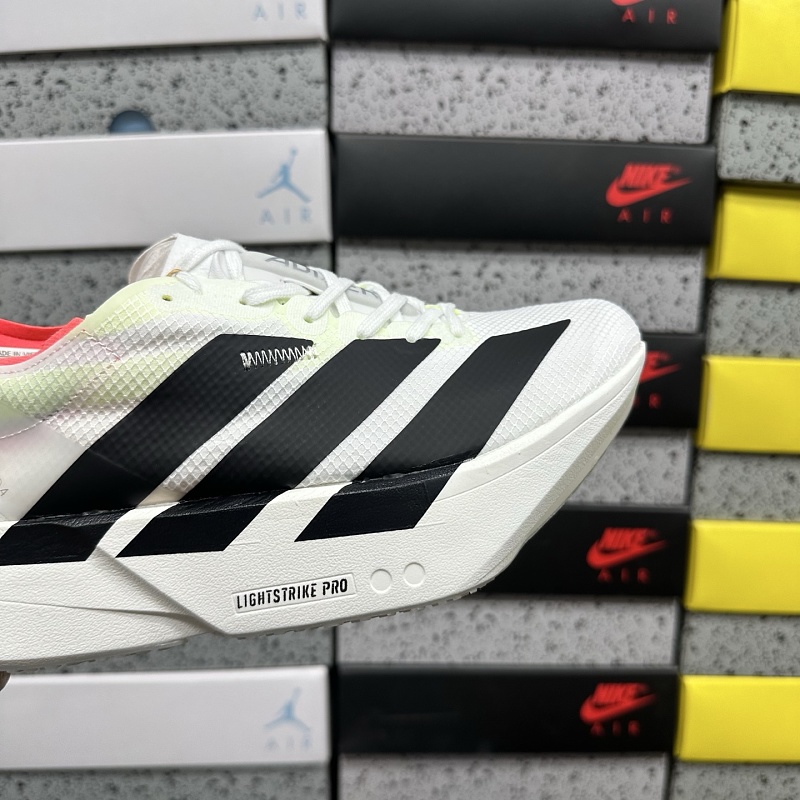 Adizero Adios 4M 6