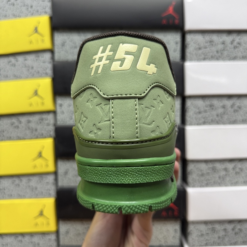 Trainer Green · 2