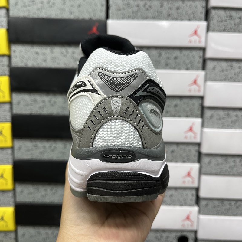 Omni9 · 3