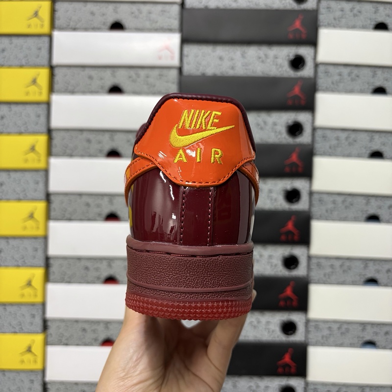 Air Force1 · 3