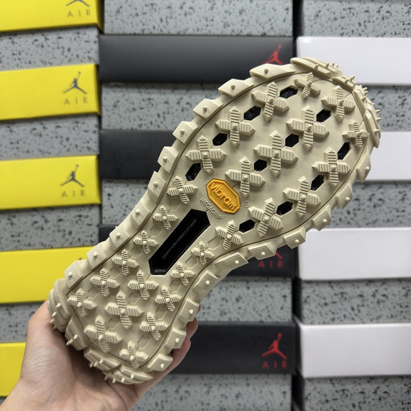 300 Trailgrip Gore-Tex 200