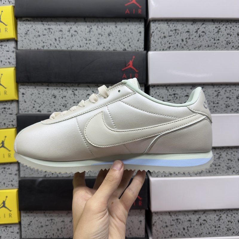 Cortez · 3