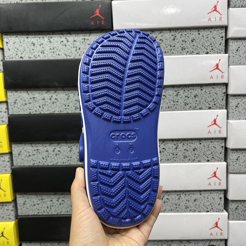 Crocs M3-m11 · 4