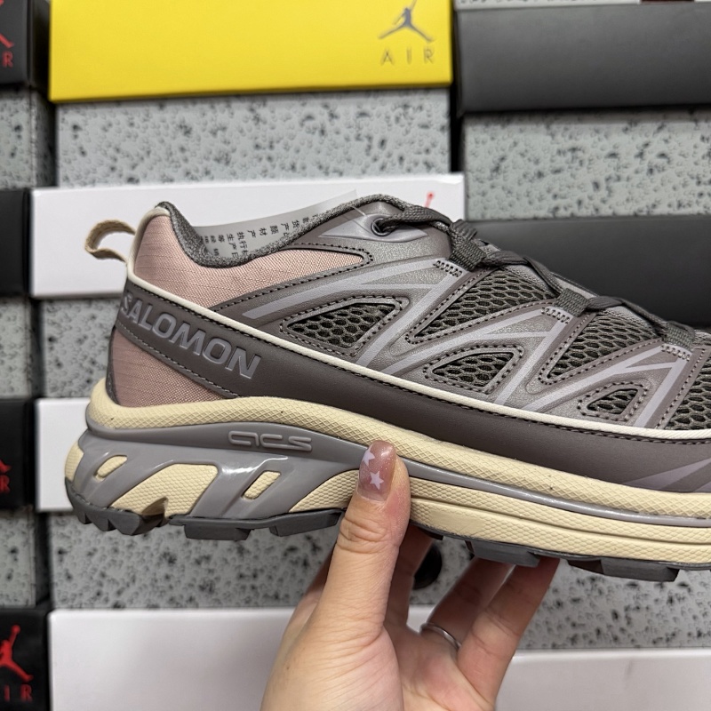 Salomon XT-6 Sneakers Vanilla 9