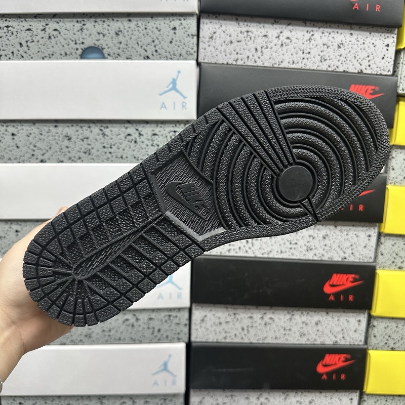 Jordan 1 Sneakers 2