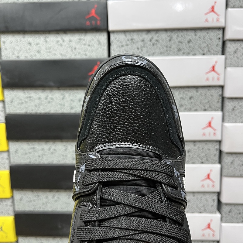 Trainer · 5