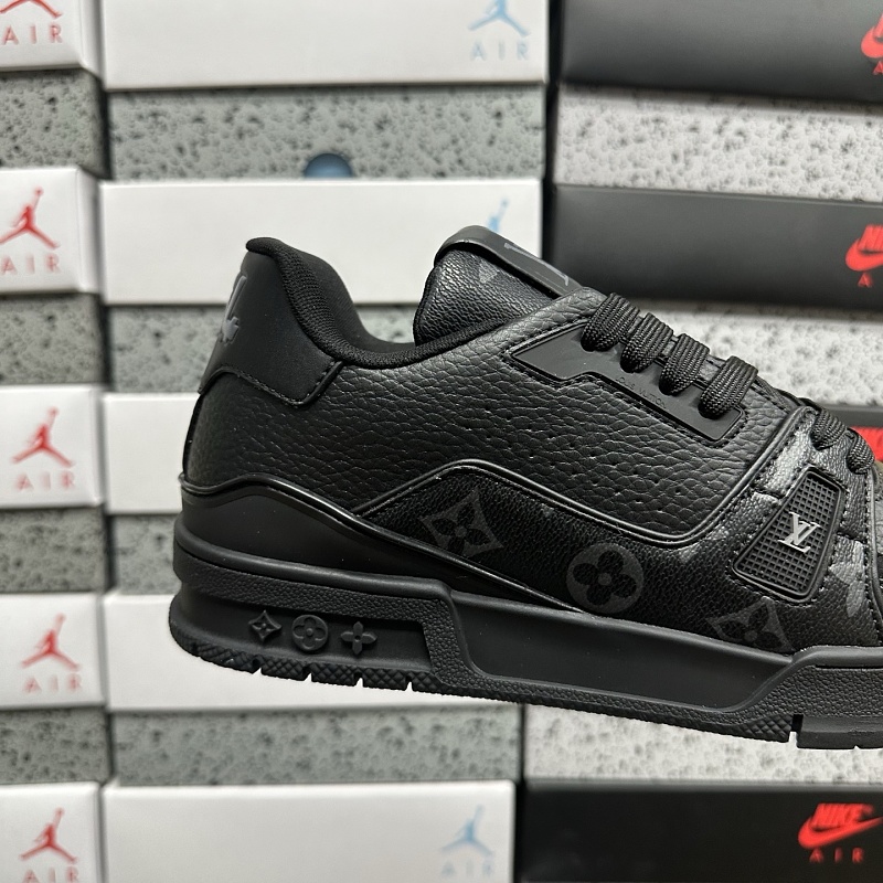 Trainer · 5