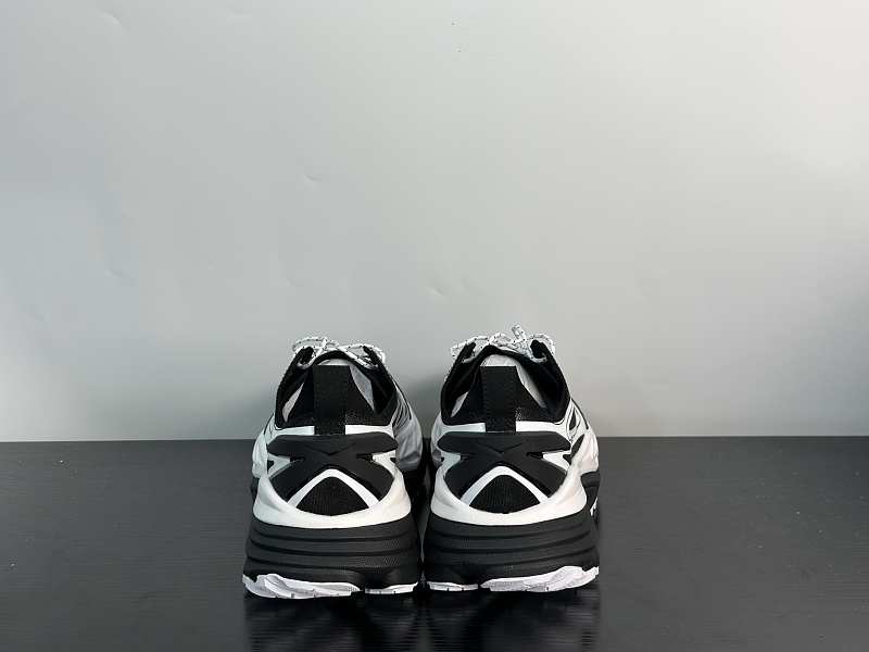 Stinson One 7 -bwht · 5
