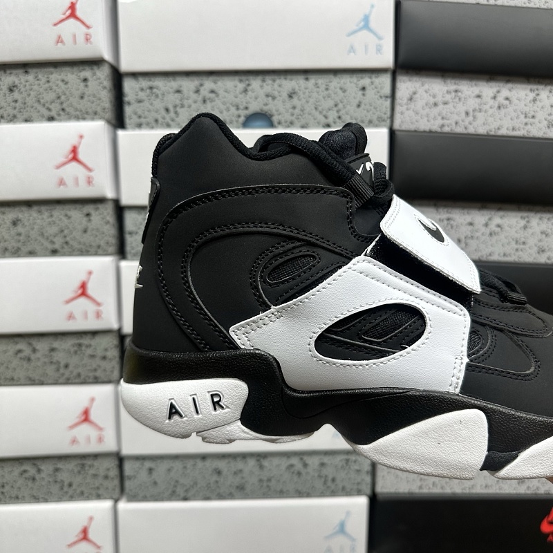 Eg Bach Air Diamond Turf Ii · 5