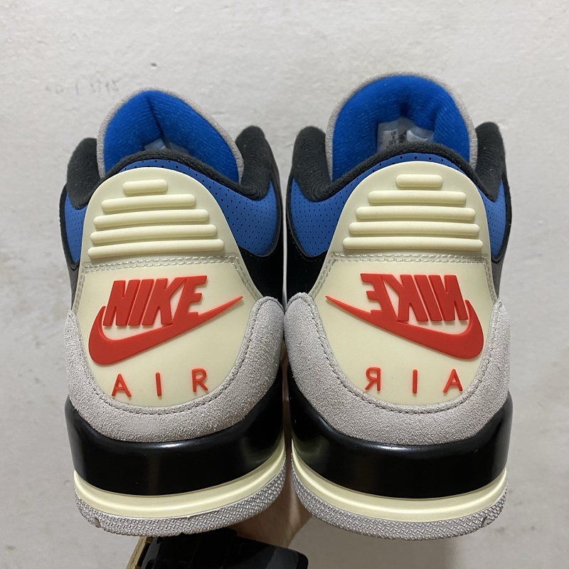 Jordan 3 Sneakers 8