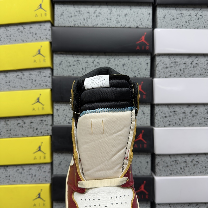 Jordan 1 Sneakers · 4