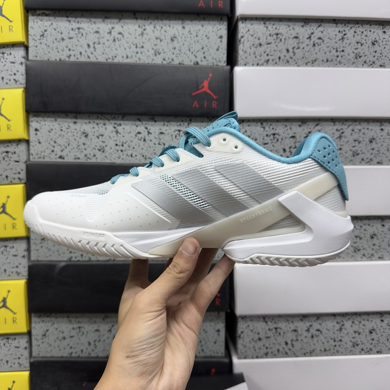 Adizero Ubersonic 5 M 3