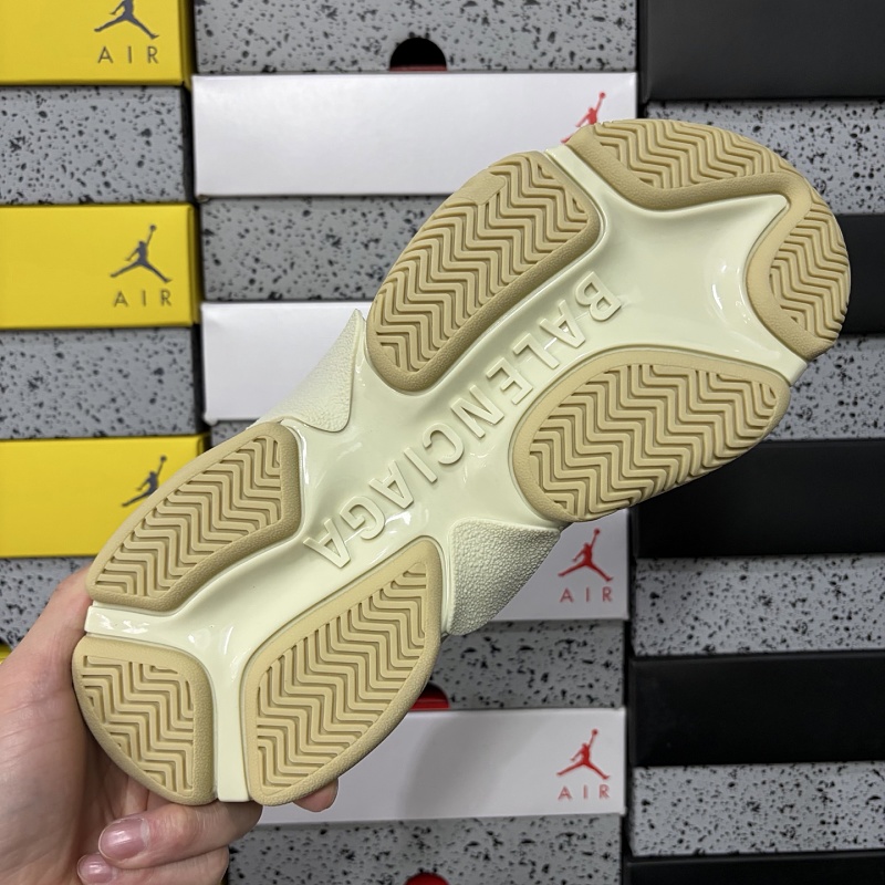 Triple S 4365 · 5
