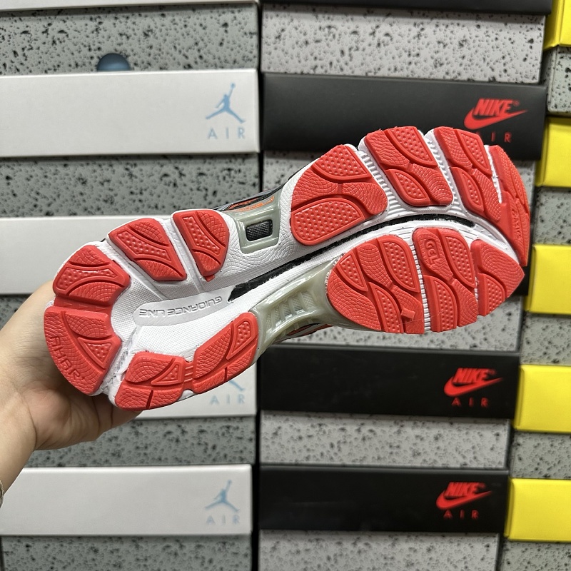 Onitsuka Tiger Sneakers · 2